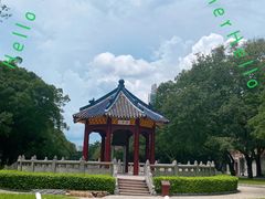 -近代中国十八先贤铜像广场(广州校区)