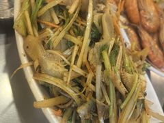 招牌炝毛肚-腾格勒烤羊腿