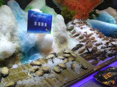-锤头鲨毛肚海鲜烤肉自助餐厅(国购广场店)