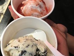哈根达斯冰淇淋-钱小奴海鲜自助餐厅(杭州新天地店)