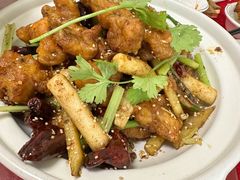 香锅牛蛙-旭龙鱼头王(航华店)