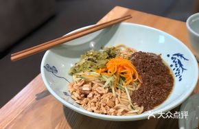 Sour Cabbage Meat Sauce Noodles