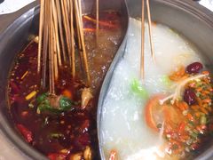 -俭让佬妈现卤串串(温江总店)