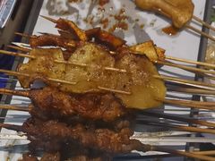 -路边边.炒菜烧烤.音乐餐厅(良乡长虹店)