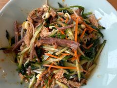 手撕牛肉拌凉皮-秦香阁·西北家常菜(徐汇日月光中心店)