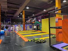 -Tenker Club弹刻极限主题公园 · 蹦床 · 团建 · 生日派对(大关店)