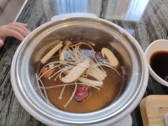 -大渔小鲜火锅店