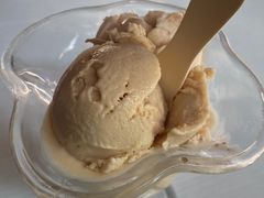 -古老冰山特色冰淇淋店(艾提尕尔店)