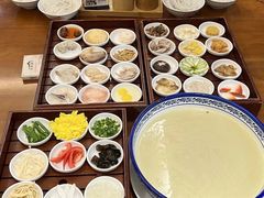 -香麒园·过桥米线·南湖雅宴