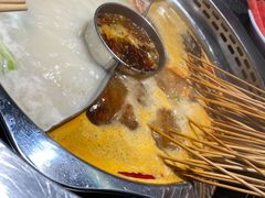 鸳鸯锅底-佰人王串串香火锅(洋珠巷店)