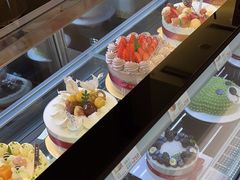 -花花卷卷·鲜食蛋糕(静安久光百货店)
