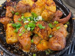 麻辣肥肠-十吉老砂锅(天生丽街生活馆店)