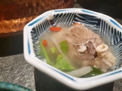 宁夏盐池滩羊手抓肉-丝路金桃·新疆菜(徐汇店)