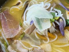 -桥香园过桥米线(国贸店)