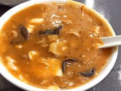胡辣汤豆腐脑两掺-方中山胡辣汤(成都首店)