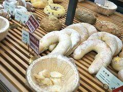 -焙丽拾光(麦凯乐直营店)