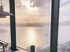 靠窗位-必胜客(海滨店)