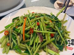 -民间瓦缸煨汤館(嵩山路店)