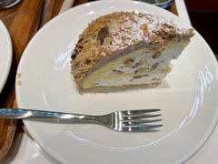 经典栗子蛋糕-Peet's Coffee皮爷咖啡(上海长风大悦城店)