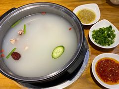 -风情丽江斑鱼火锅(孙家沟西南路80号店)