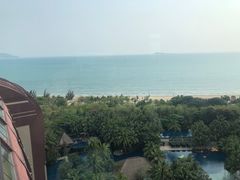 -三亚湾海居铂尔曼度假酒店