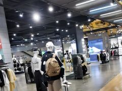 -adidas(滔搏朝阳大悦城店)