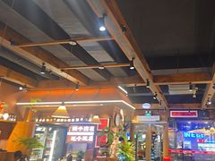 -巴卤社老火锅(财富店)