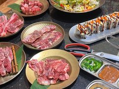 -韩烧牛中牛·甄选黑牛烤肉(黑金店)