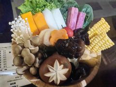 -湊湊火锅·茶憩(上海合生汇店)