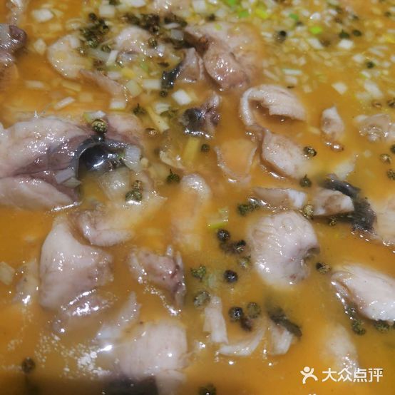 晓荷湾鲜鱼馆(鸿顺观邸店)