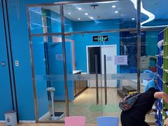 -Swim斯卫姆国际儿童游泳中心(红博中央公园店)