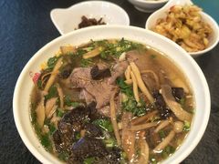 菌汤牛肉粉-黔阿牛菌汤牛肉粉全牛火锅(喷水池店)