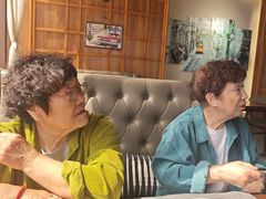-卡普里披萨·牛扒·下午茶