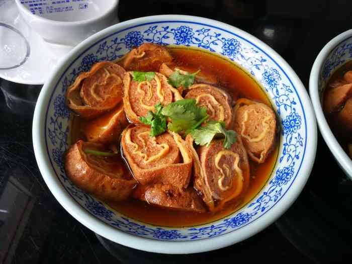 鹿角面八大碗-"在去潭柘寺的路上,到了环岛开始各种堵车,.