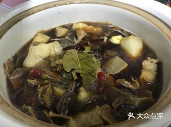 懒人必备之砂锅版笋干烧肉