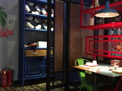 -多嘴超级肉蟹煲(杉杉国潮主题店)