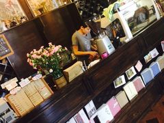 良友书坊-良友书坊(安徽路店)