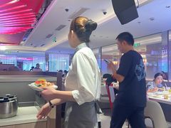 -海底捞火锅(杭州庆春路夜宵主题店)