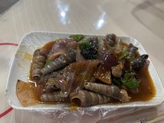 -蚝哥花姐湛江烤生蚝(美丽湾市场店)