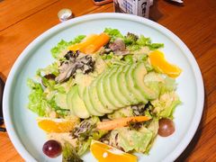 牛油果蔬菜沙拉-渔家风味·鲅鱼水饺·央视展播·海鲜天津菜(开发区店)