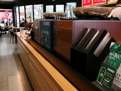 -星巴克臻选(华堂·新辰汇店)