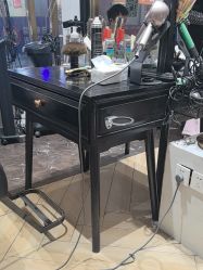 -蓝调造型·烫发·染发