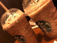 摩卡可可碎片星冰乐-星巴克(北京中关村南大街店)