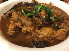 小鸡炖蘑菇-關東雪东北菜(中庚漫游城店)