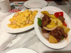 菠萝咕噜肉-翠华餐厅(德基广场店)