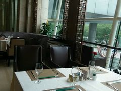 靠窗位-洛阳国际大酒店-香榭丽舍西餐厅