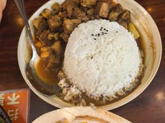 咖喱牛腩盖饭-婉泰·特色小吃·舂鸡脚(告庄二店)