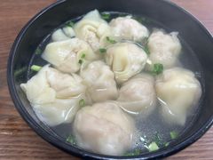 三鲜大馄饨-万寿斋(山阴路店)