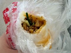 -老王芙蓉蛋卷饼(万达店)