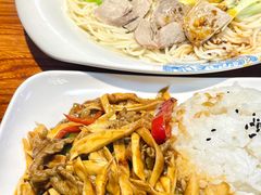 -卡迷尔牛肉面(佳木斯路店)